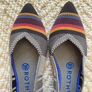 Rothy’s inverse stripe point flats